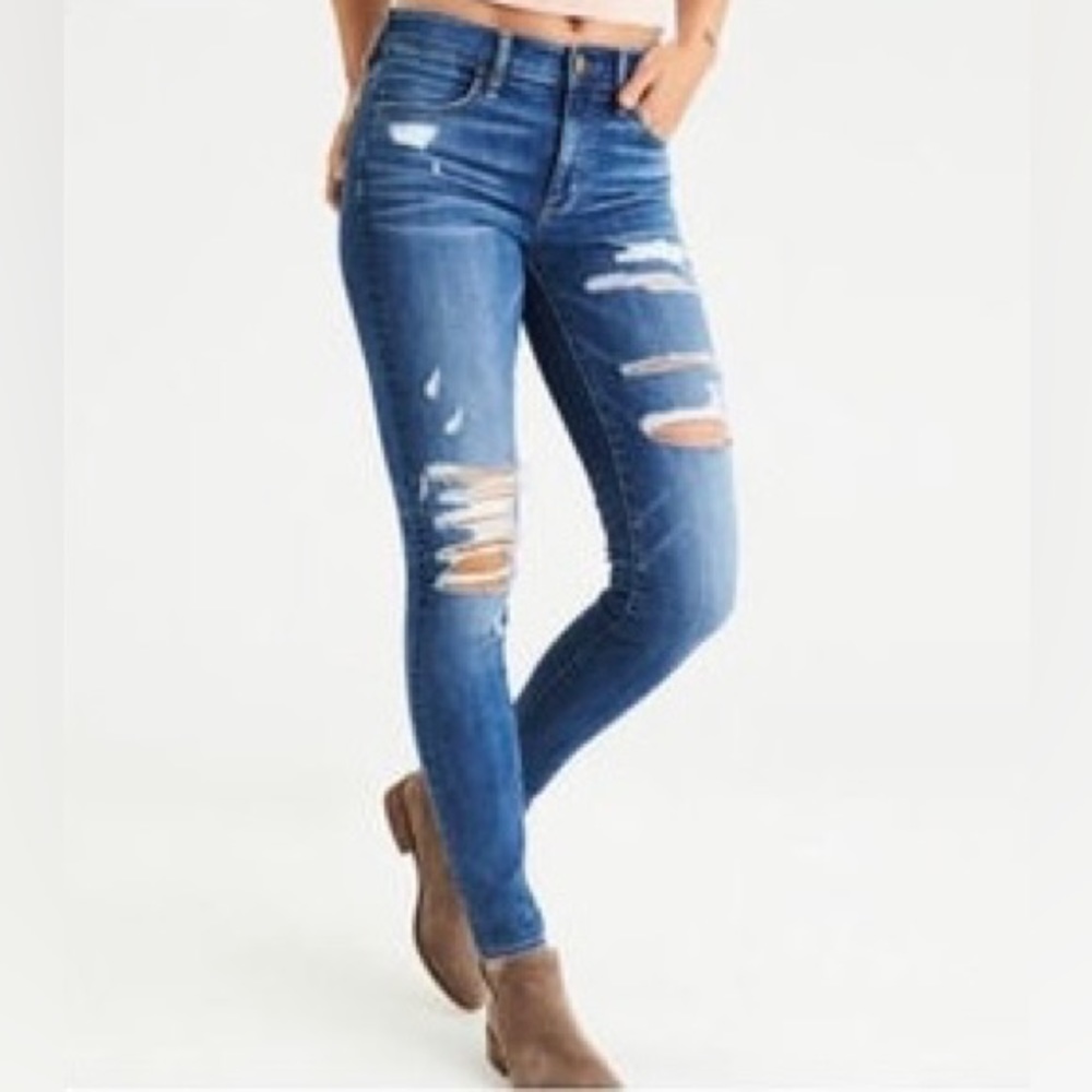 AEO Distressed Jegging Super Stretch Jeans Size 4
